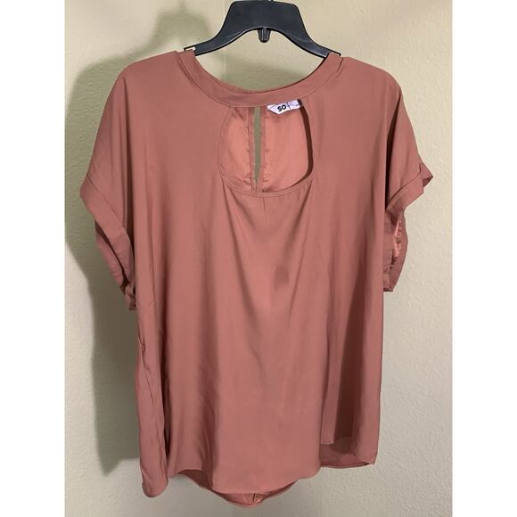 So Blouse Women's 2X Pink Rust Solid Keyhole Short Sleeve Tee Top - Picture 1 of 3